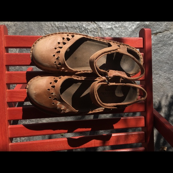 Naot clogs - Picture 2 of 4